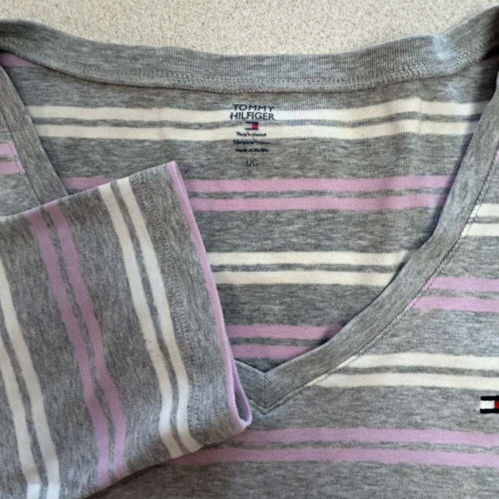 Tommy Hilfiger Striped V-Neck 3/4 Sleeve Shirt Size L